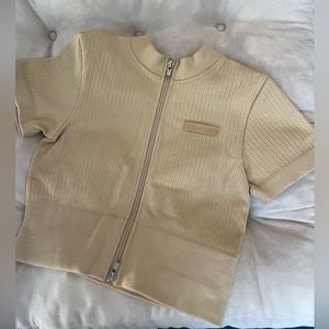 Bo+Tee XS Crop Top in Beige